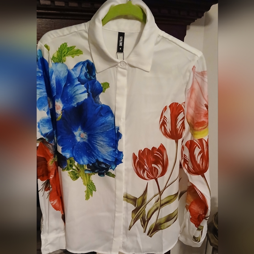 STYLEWE Beautiful Floral Button Down Blouse